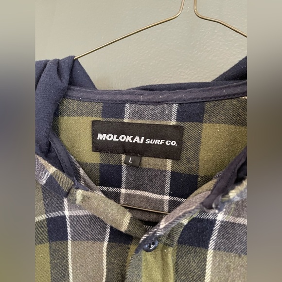 Molokai Hooded Flannel - Picture 2 of 3